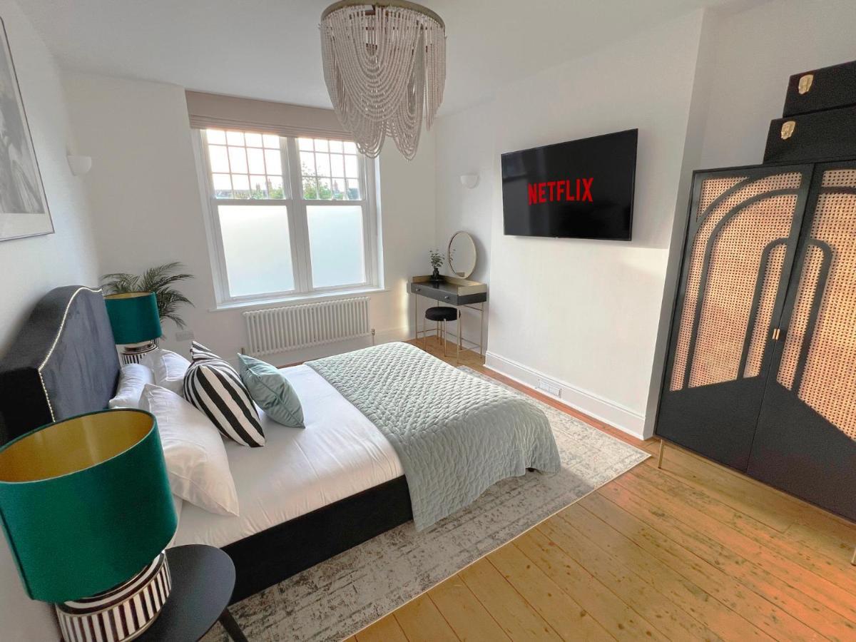 1 Bed / 1 Sofa Bed 'Scandi' Style Ground Floor Apartment เยโอวิล ภายนอก รูปภาพ